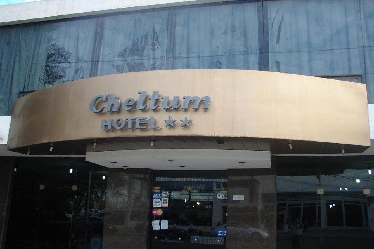 Cheltum Hotel Trelew Zewnętrze zdjęcie