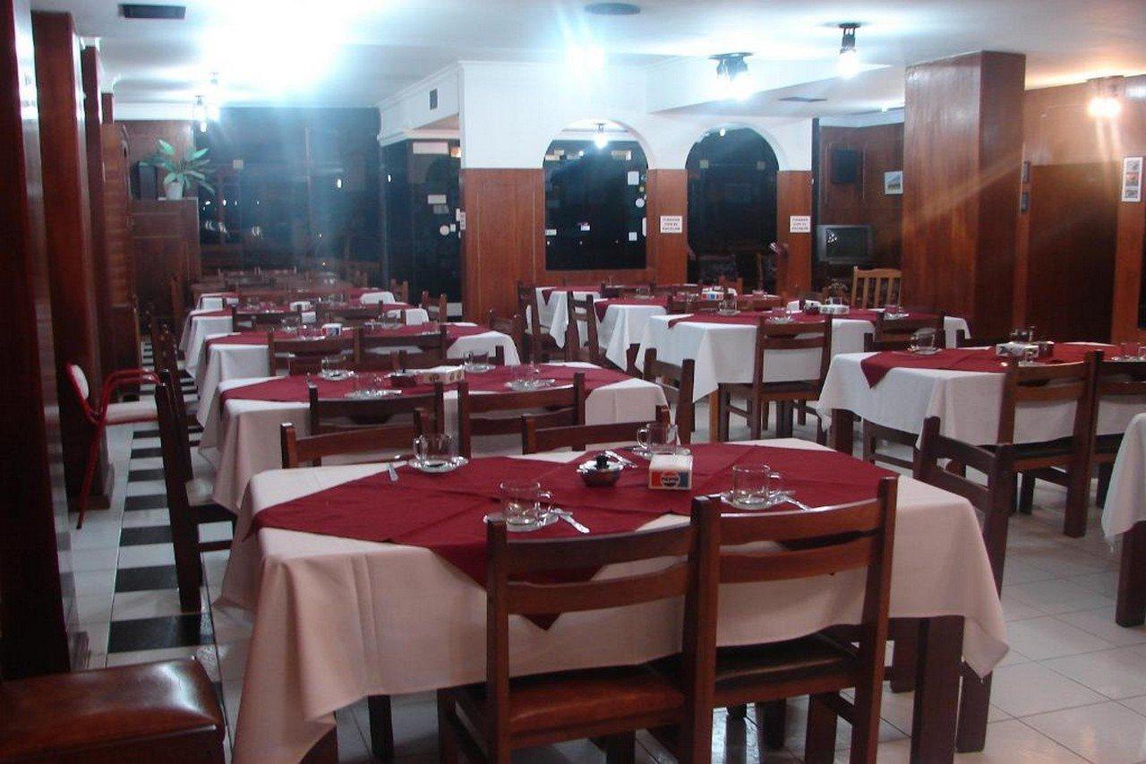 Cheltum Hotel Trelew Zewnętrze zdjęcie