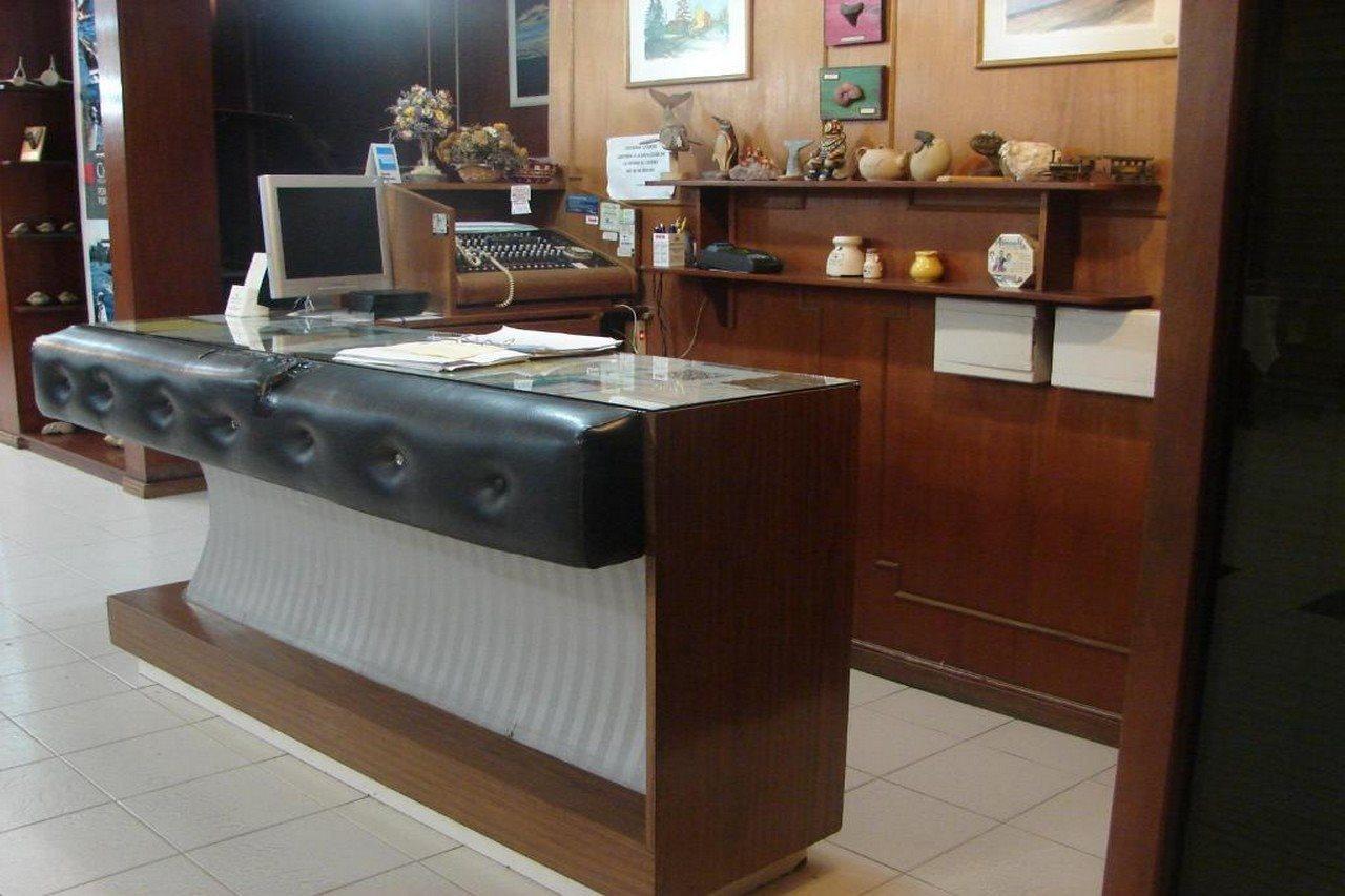 Cheltum Hotel Trelew Zewnętrze zdjęcie