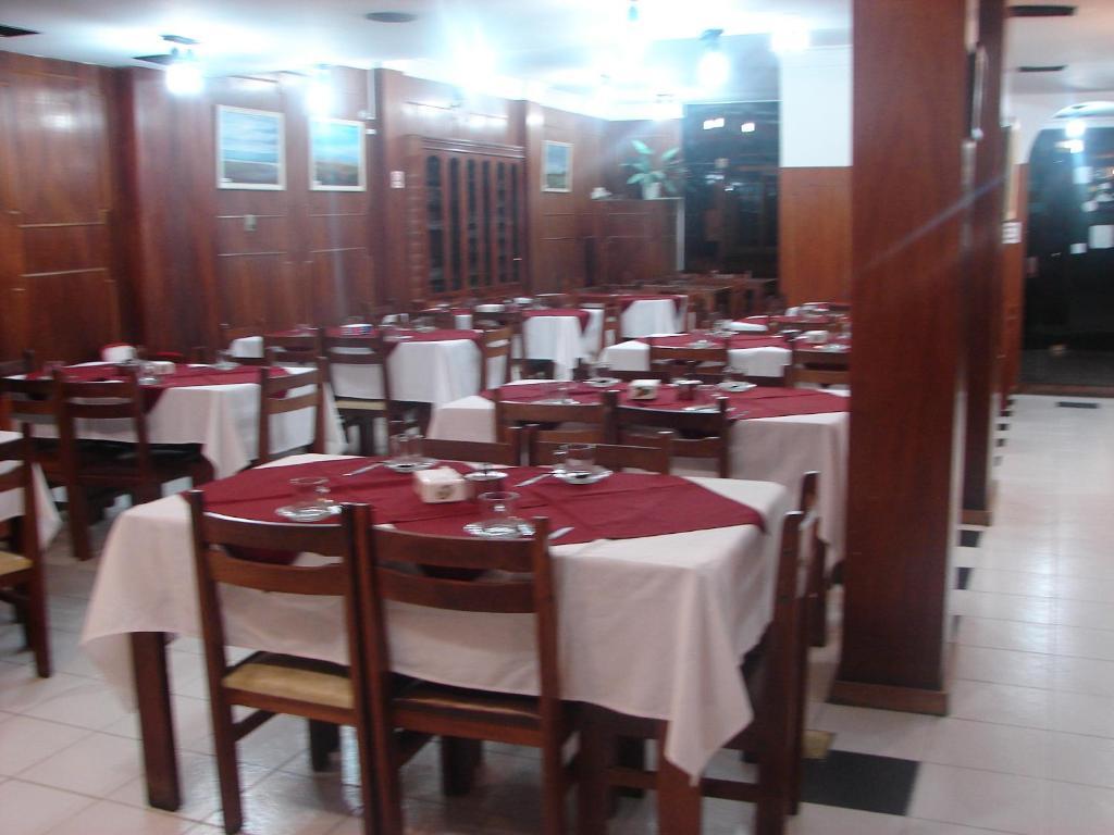 Cheltum Hotel Trelew Zewnętrze zdjęcie