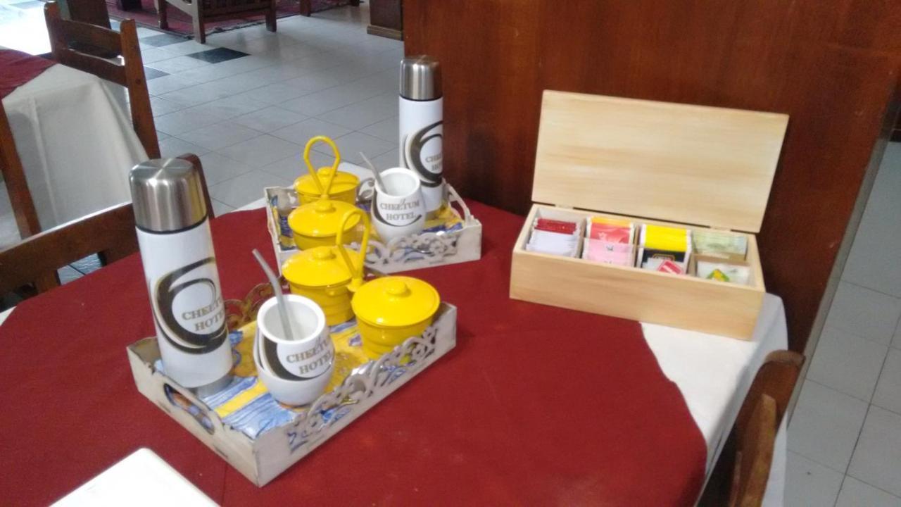 Cheltum Hotel Trelew Zewnętrze zdjęcie
